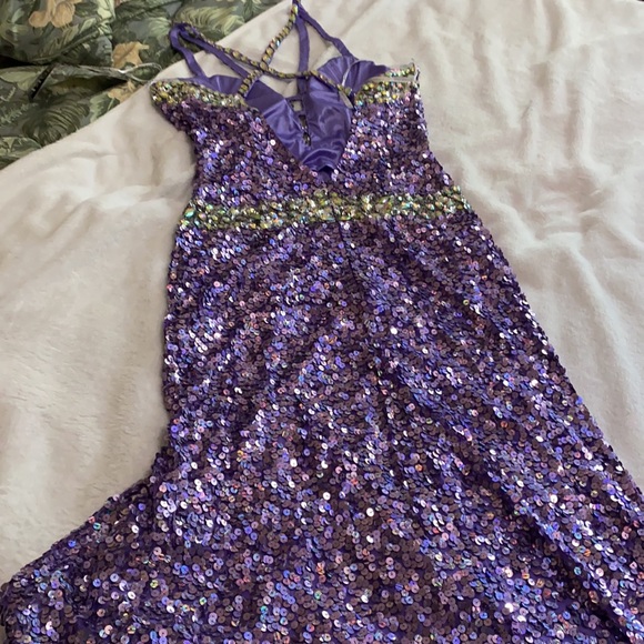 Long gown - Picture 4 of 4